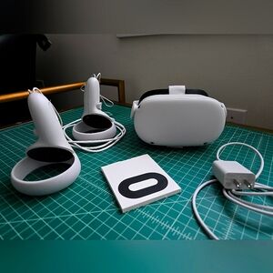 Oculus Quest 2 - 128gb VR Headset with Controllers